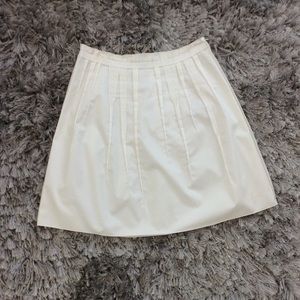 Elie Tahari white skirt